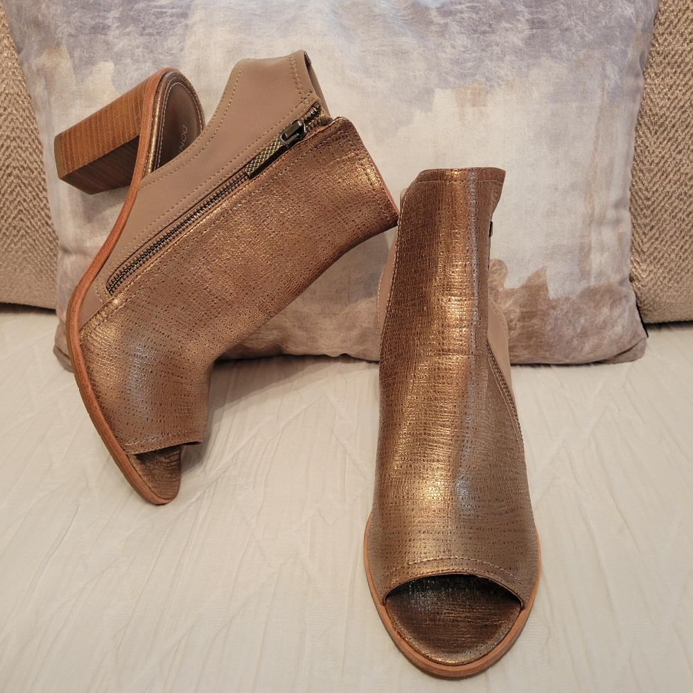 Donald J Pliner Kaden bootie - Picture 11 of 11